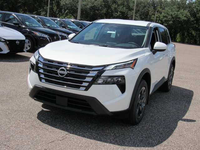 New 2026 Nissan Rogue SV image 6