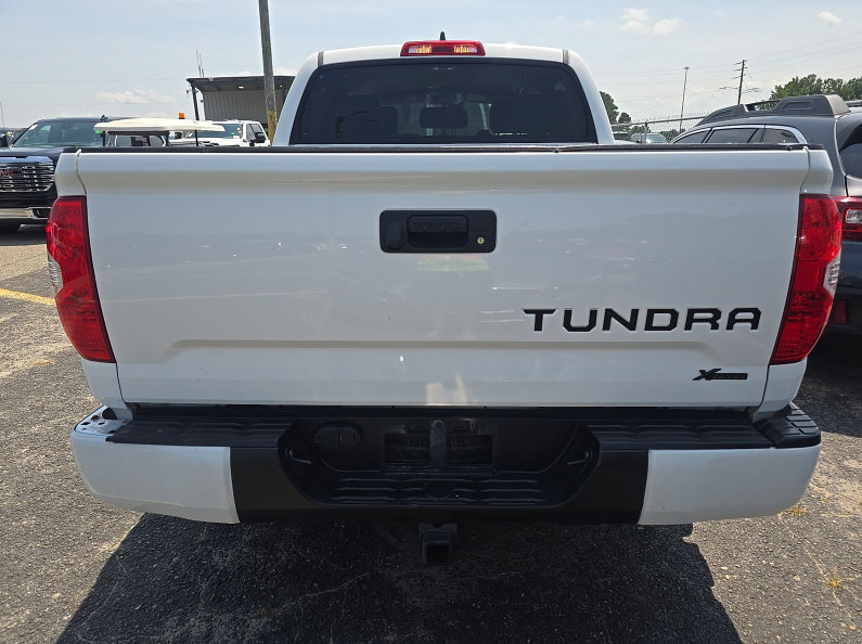 Used 2020 Toyota Tundra SR5 w/ SR5 Leather Package RWD image 7