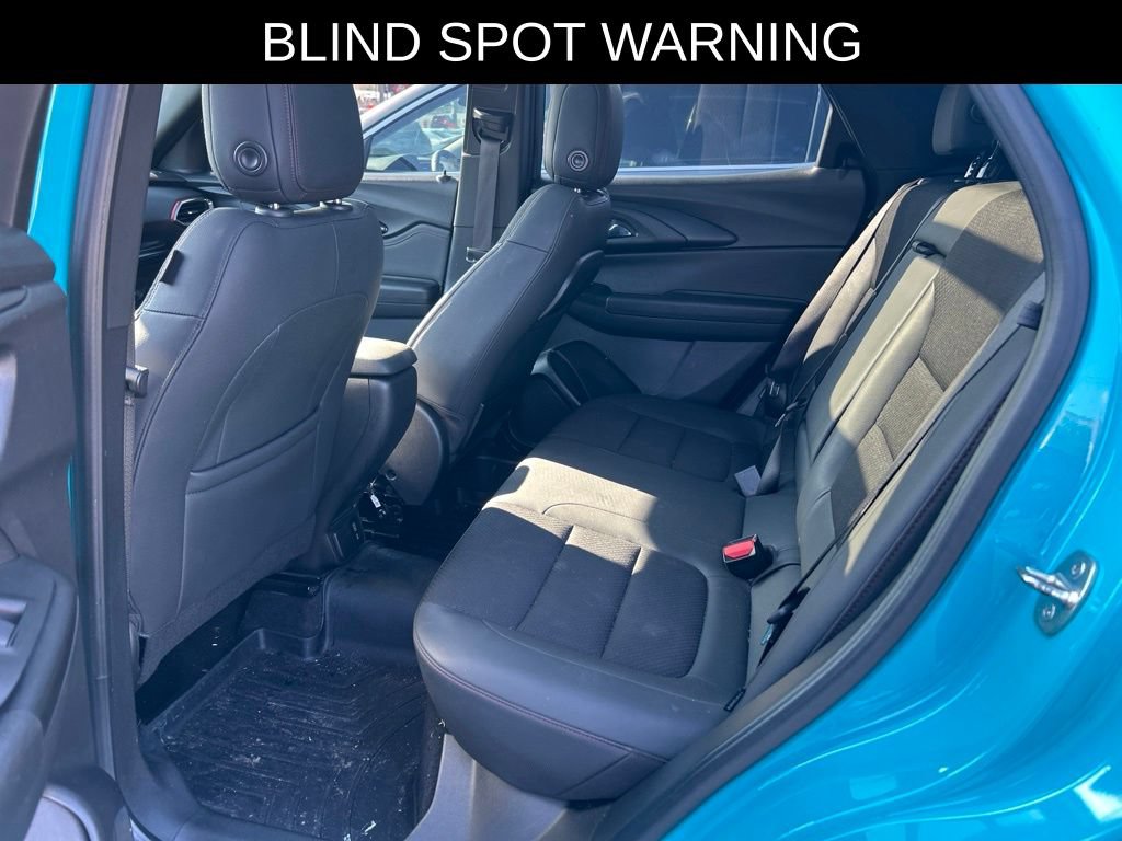 Used 2021 Chevrolet TrailBlazer RS w/ Sun and Liftgate Package AWD/4WD image 18