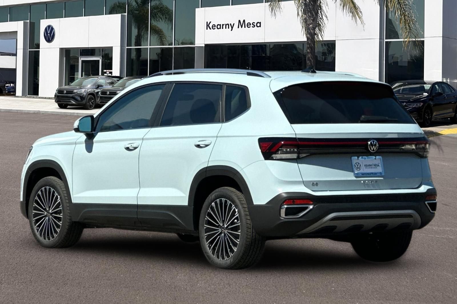 New 2026 Volkswagen Taos SE FWD image 6