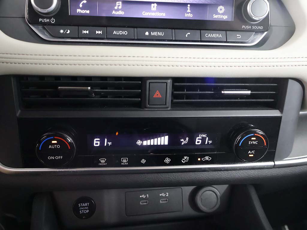 Used 2025 Nissan Rogue SV AWD/4WD image 45
