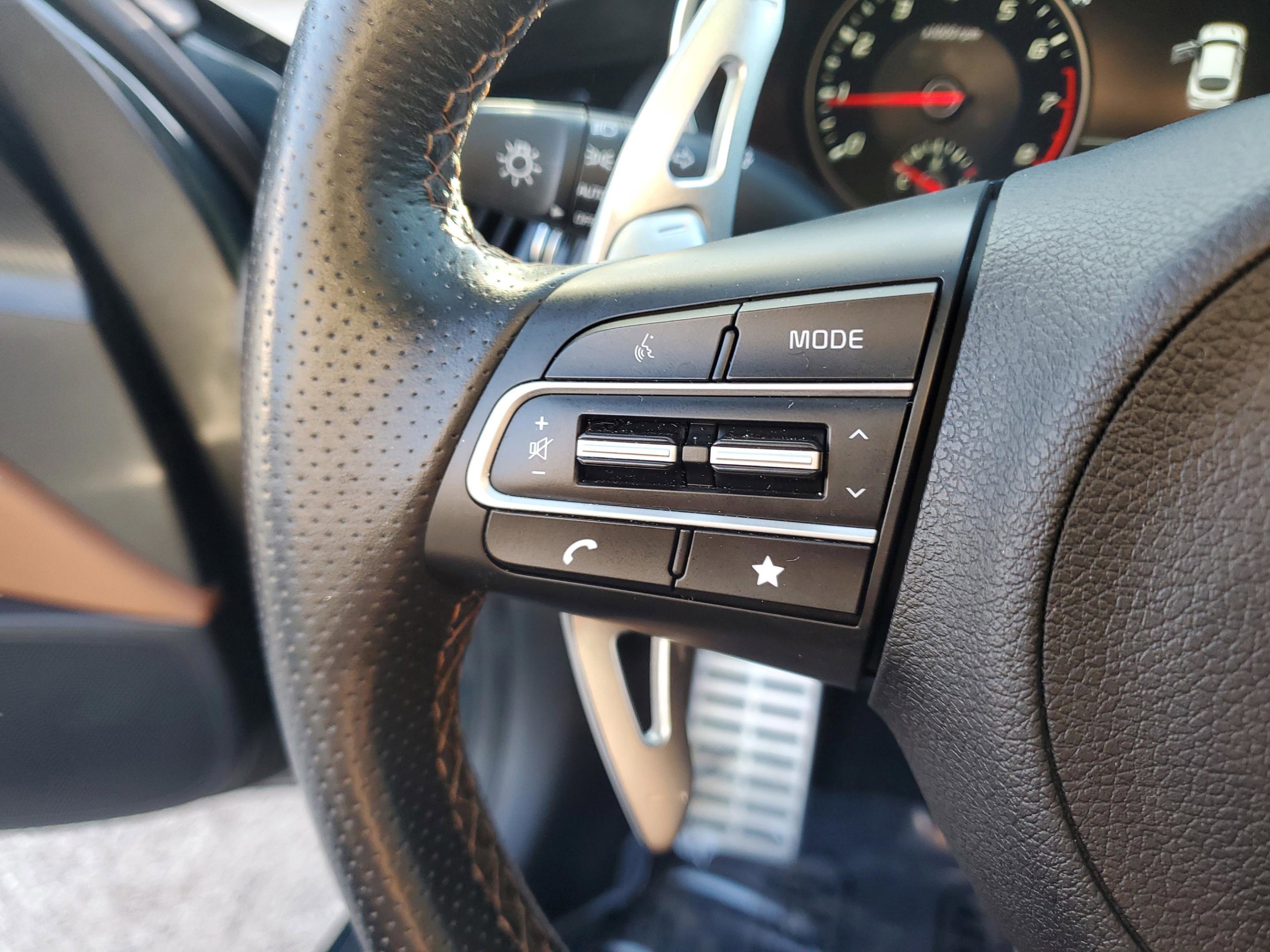 Certified 2023 Kia Stinger GT2 w/ Option Group 020 image 27