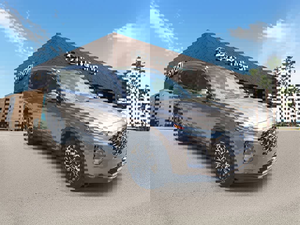 Used 2020 Hyundai Santa Fe Limited image 4