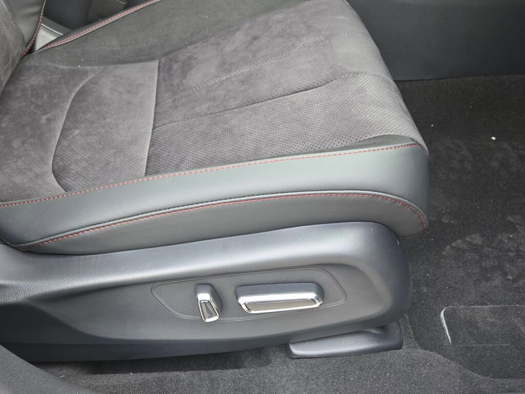 New 2026 Acura ADX A-Spec image 7