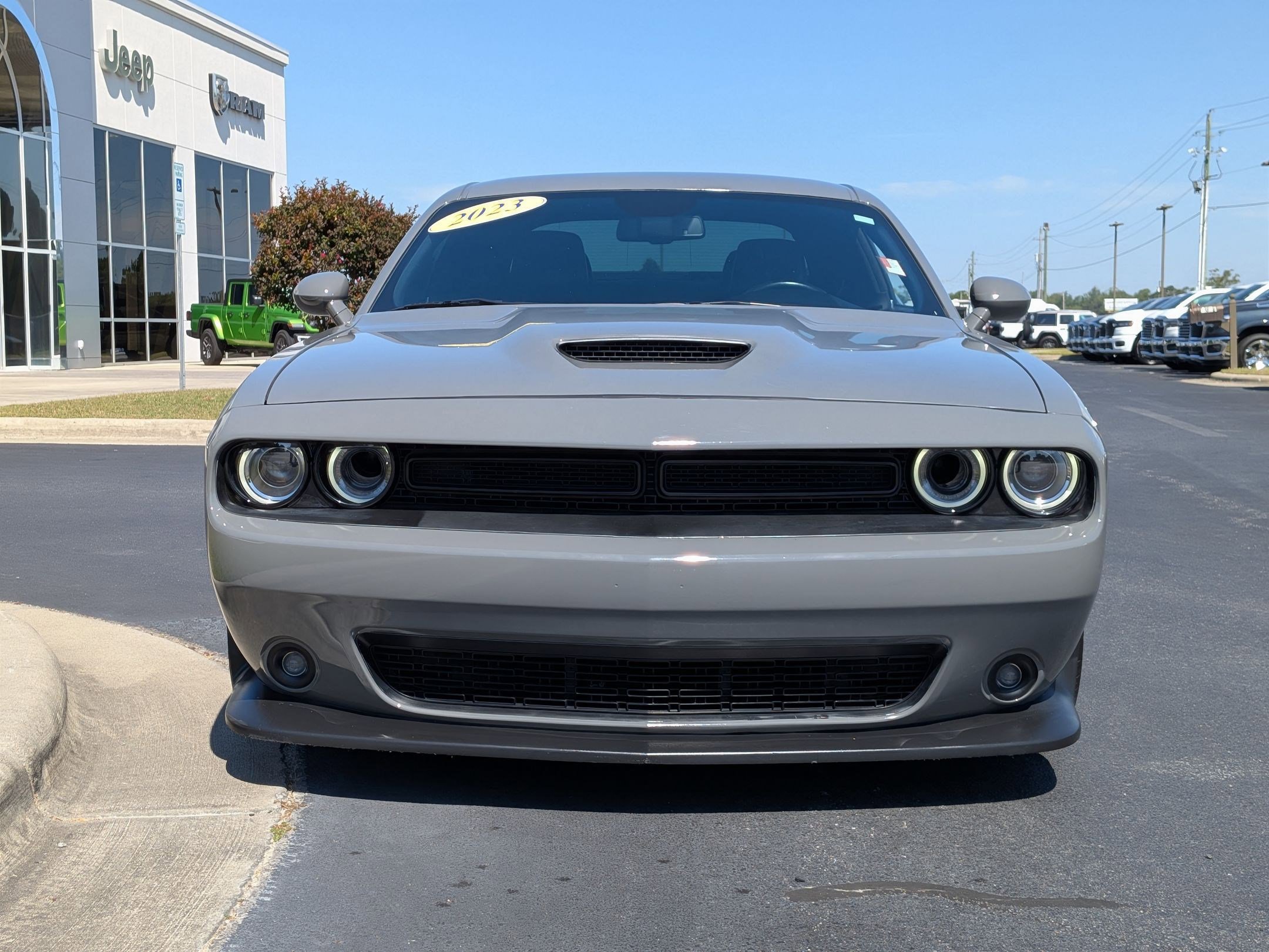 Used 2023 Dodge Challenger R/T w/ Plus Package image 2