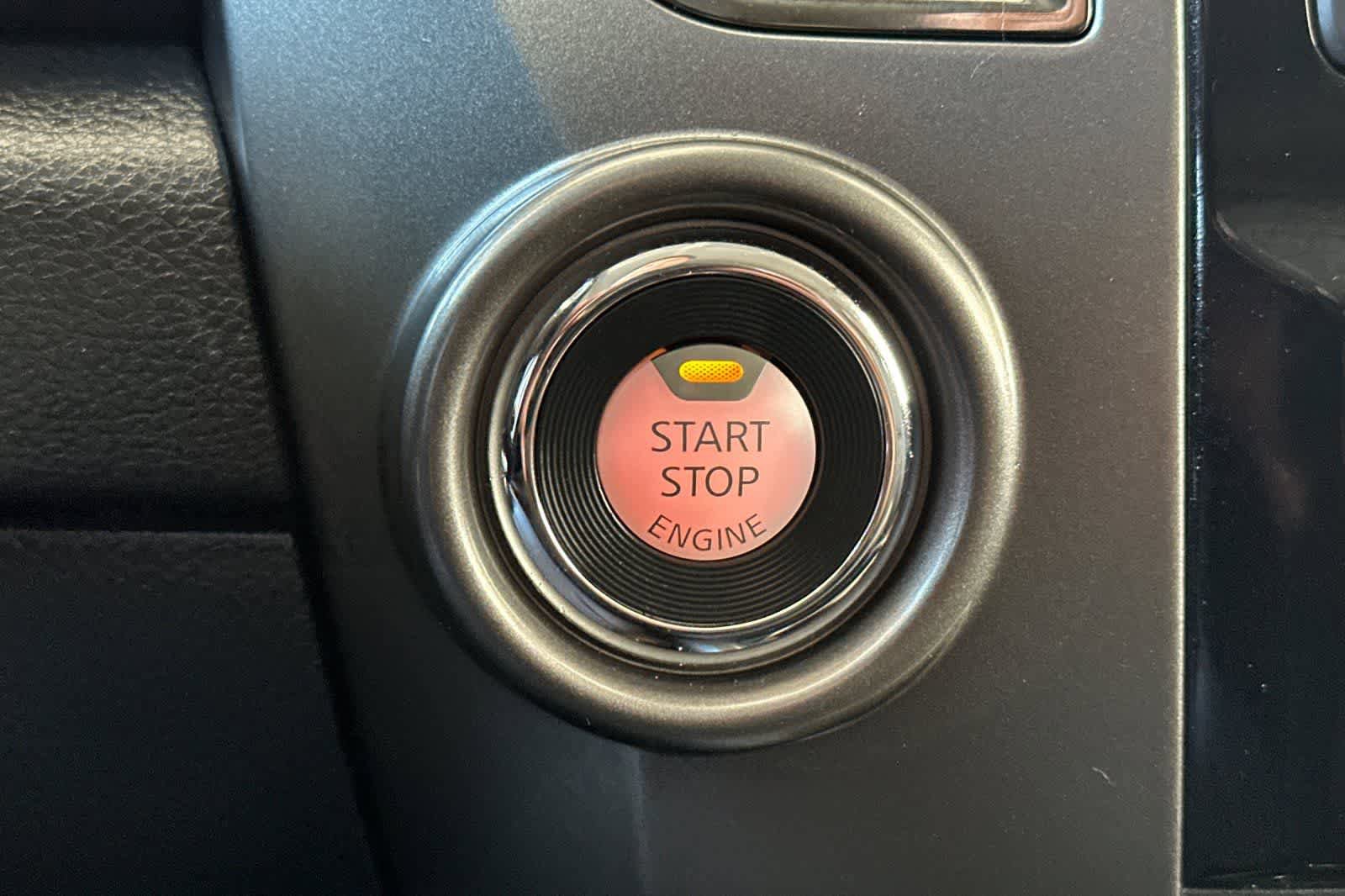 Used 2016 Nissan Titan Platinum Reserve RWD image 24