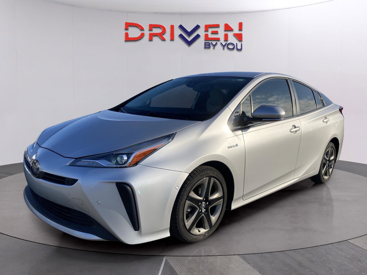 Used 2019 Toyota Prius Limited image 2