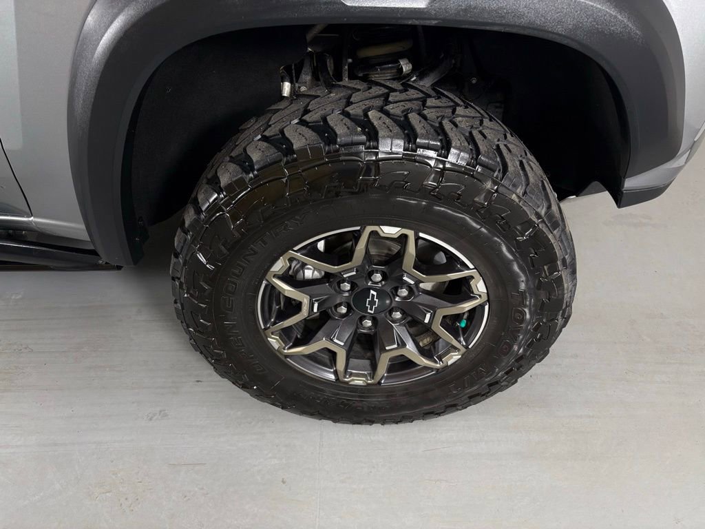 Used 2023 Chevrolet Colorado ZR2 w/ ZR2 Convenience Package III image 12