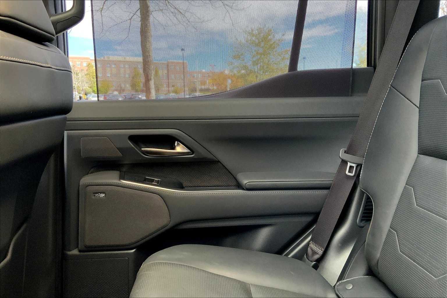 Used 2025 Lexus GX 550 image 35