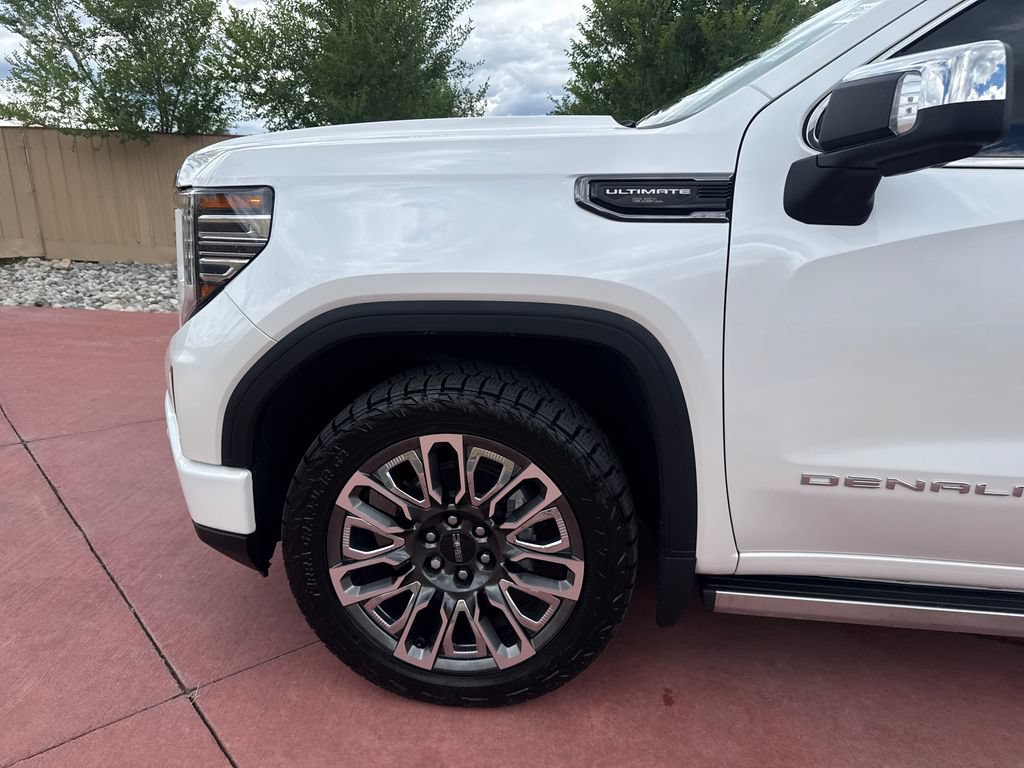 Used 2023 GMC Sierra 1500 Denali Ultimate AWD/4WD image 33