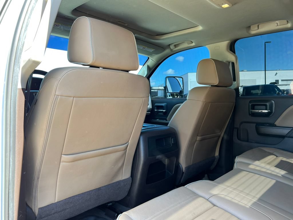 Used 2019 GMC Sierra 2500 Denali w/ Duramax Plus Package AWD/4WD image 45