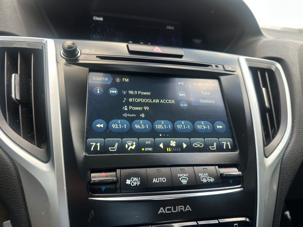 Used 2018 Acura TLX V6 SH-AWD w/ Technology Pkg image 17