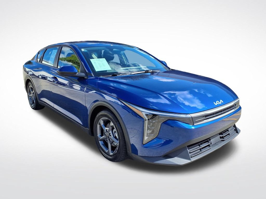 Used 2025 Kia K4 FWD image 4