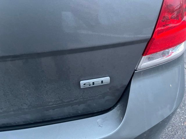 Used 2009 Ford Focus SEL image 17