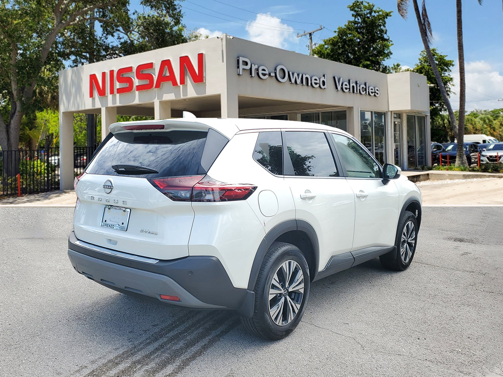 Certified 2023 Nissan Rogue SV image 4