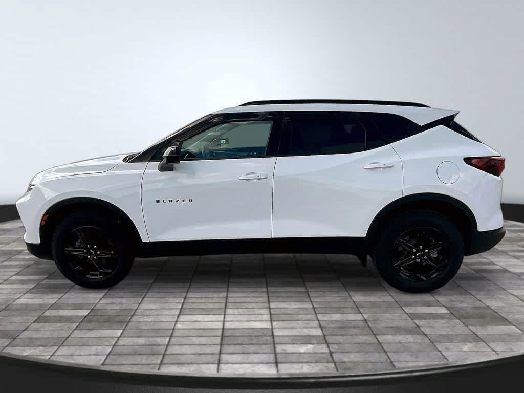 Used 2024 Chevrolet Blazer LT w/ Convenience Package AWD/4WD image 4