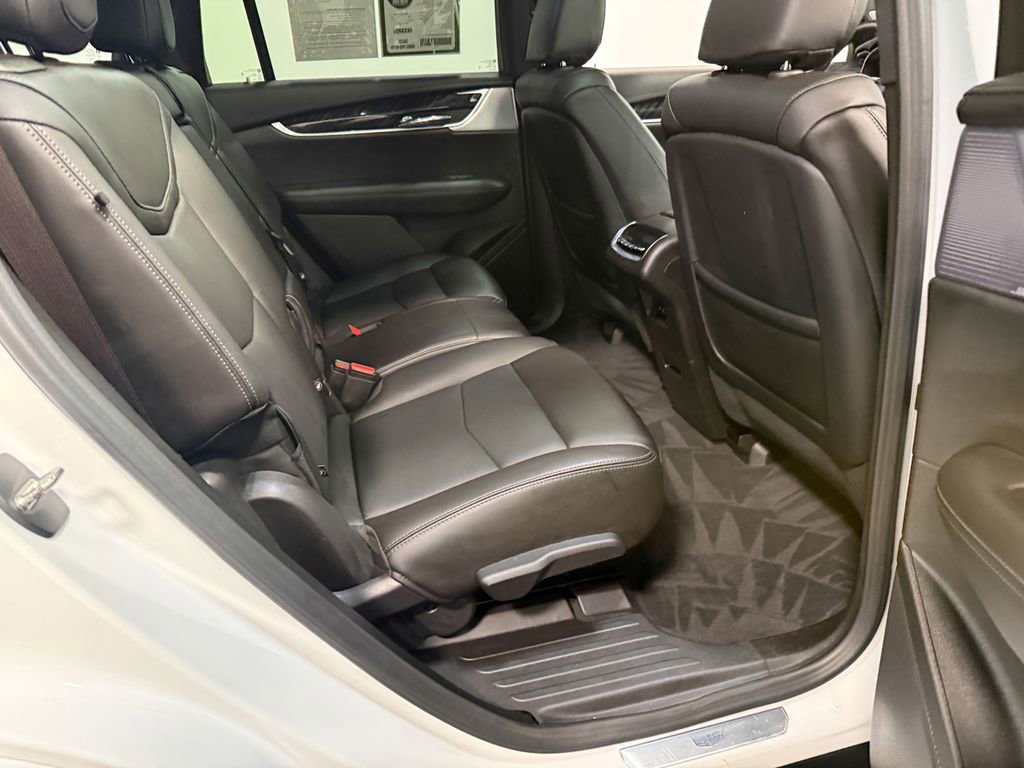 Used 2023 Cadillac XT6 Premium Luxury image 65