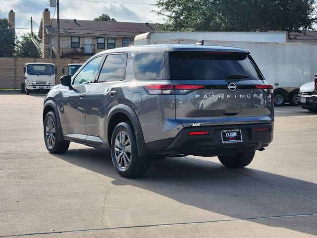 Used 2025 Nissan Pathfinder S FWD video 3