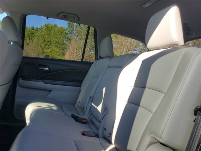 Used 2017 Honda Pilot Touring image 10