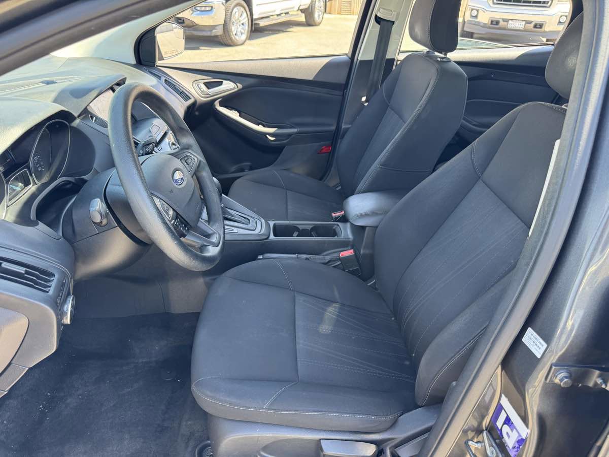Used 2018 Ford Focus SEL image 22