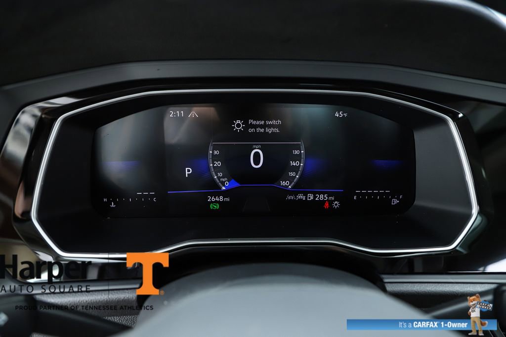 Used 2024 Volkswagen Jetta SE w/ Panoramic Sunroof Package image 27