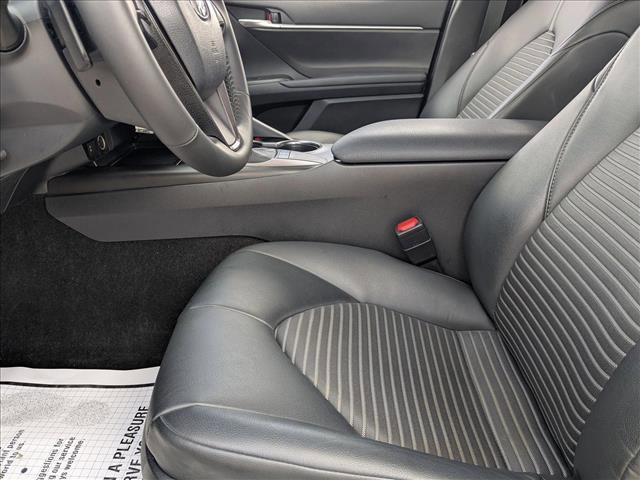 Used 2024 Toyota Camry SE image 15