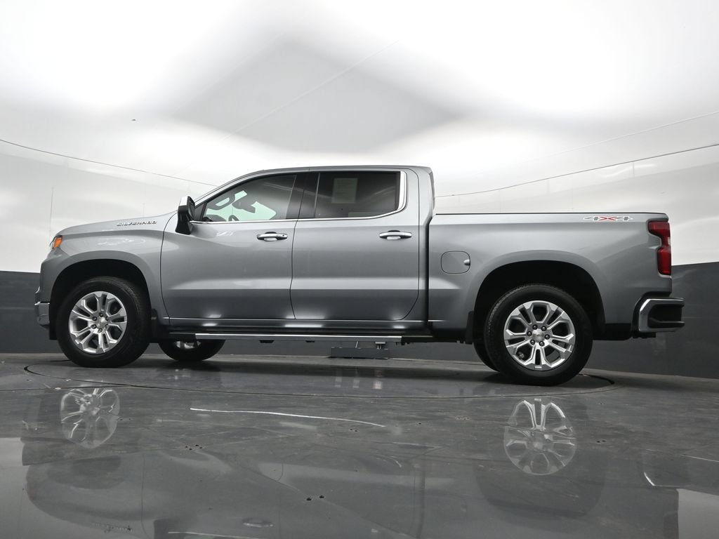 Certified 2025 Chevrolet Silverado 1500 LTZ AWD/4WD image 32