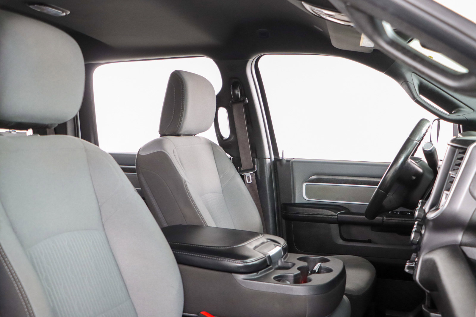 Used 2022 RAM 2500 Big Horn w/ Cold Weather Group image 26