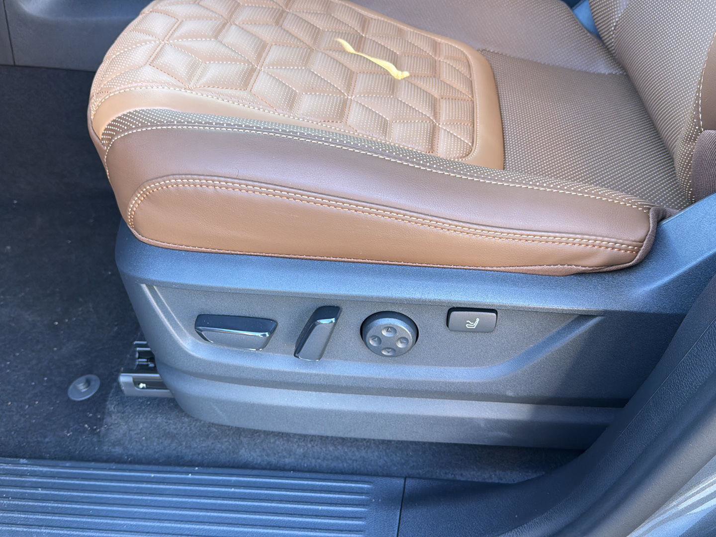 New 2026 Nissan Armada Platinum Reserve image 29