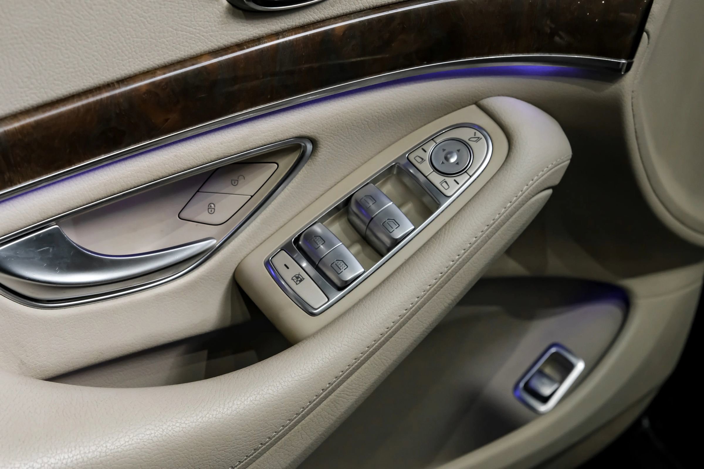 Used 2015 Mercedes-Benz S 550 Sedan image 45