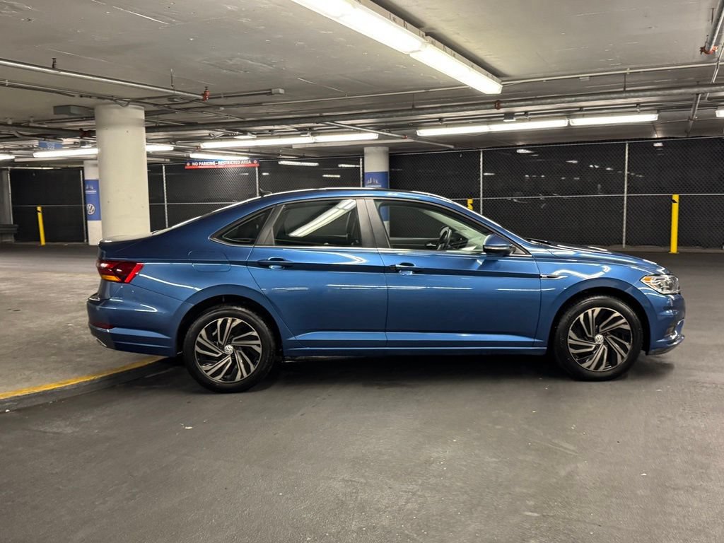Used 2019 Volkswagen Jetta SEL Premium FWD image 36