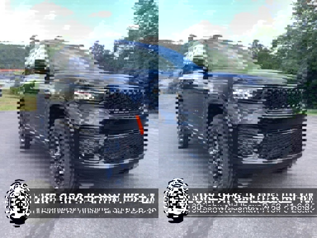 New 2025 Jeep Grand Cherokee Altitude