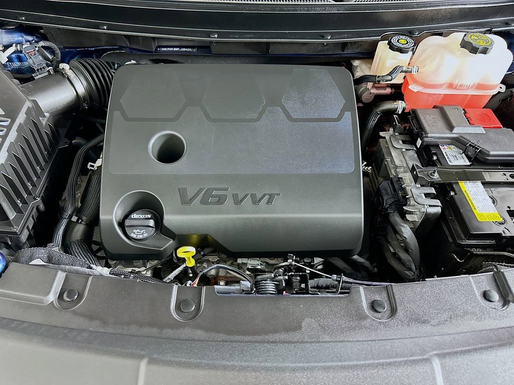 Used 2023 Chevrolet Traverse LT image 31