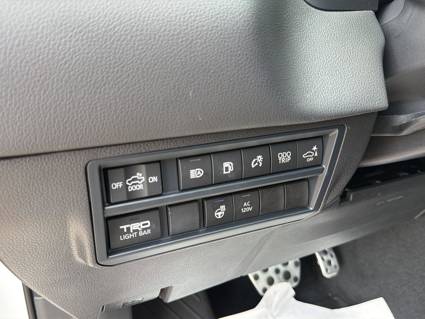Used 2025 Toyota Tundra TRD Pro AWD/4WD image 17