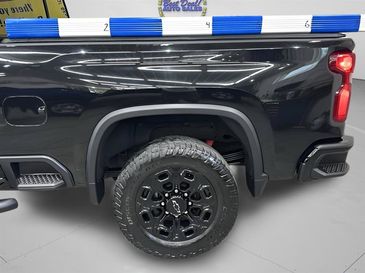 Used 2024 Chevrolet Silverado 2500 LTZ w/ LTZ Plus Package AWD/4WD image 29