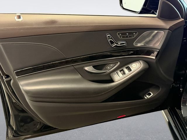 Used 2019 Mercedes-Benz S 560 4MATIC Sedan image 15