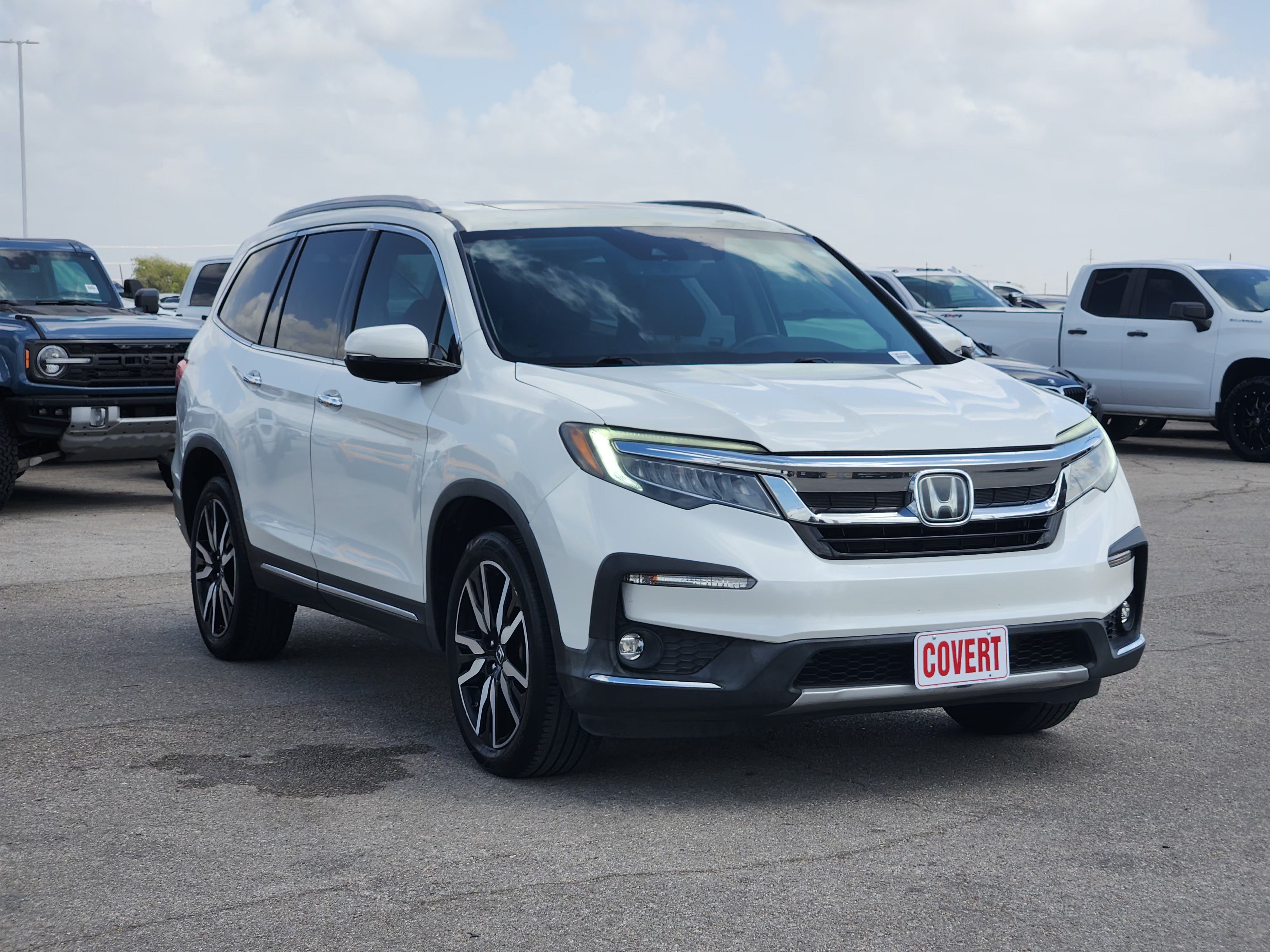 Used 2021 Honda Pilot Touring image 3