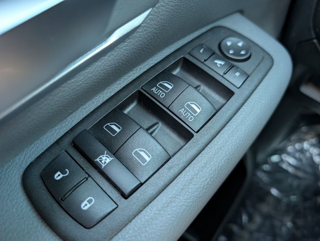 Used 2023 RAM 1500 Big Horn image 36