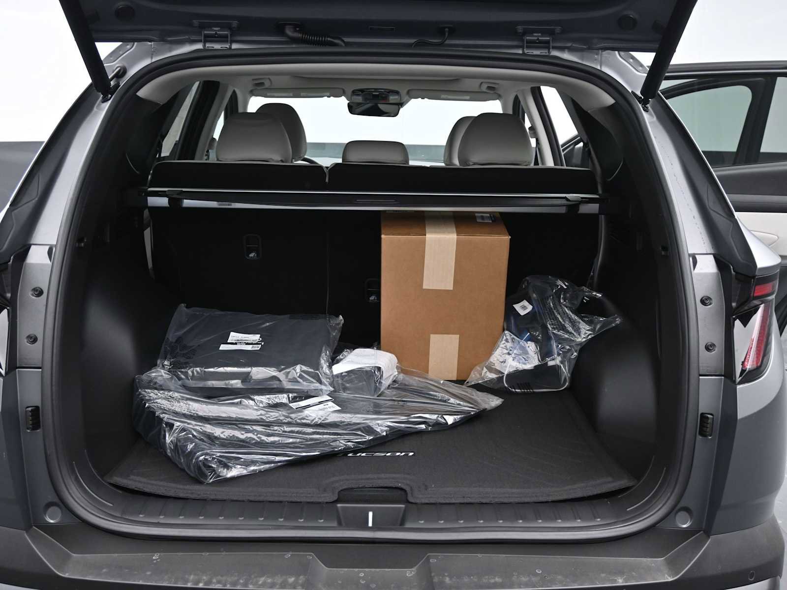 New 2026 Hyundai Tucson Limited image 14