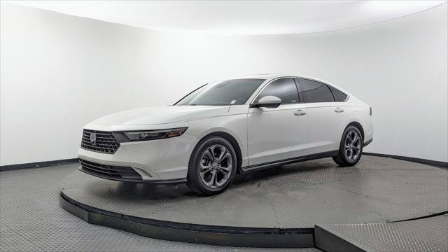 Used 2023 Honda Accord EX image 2