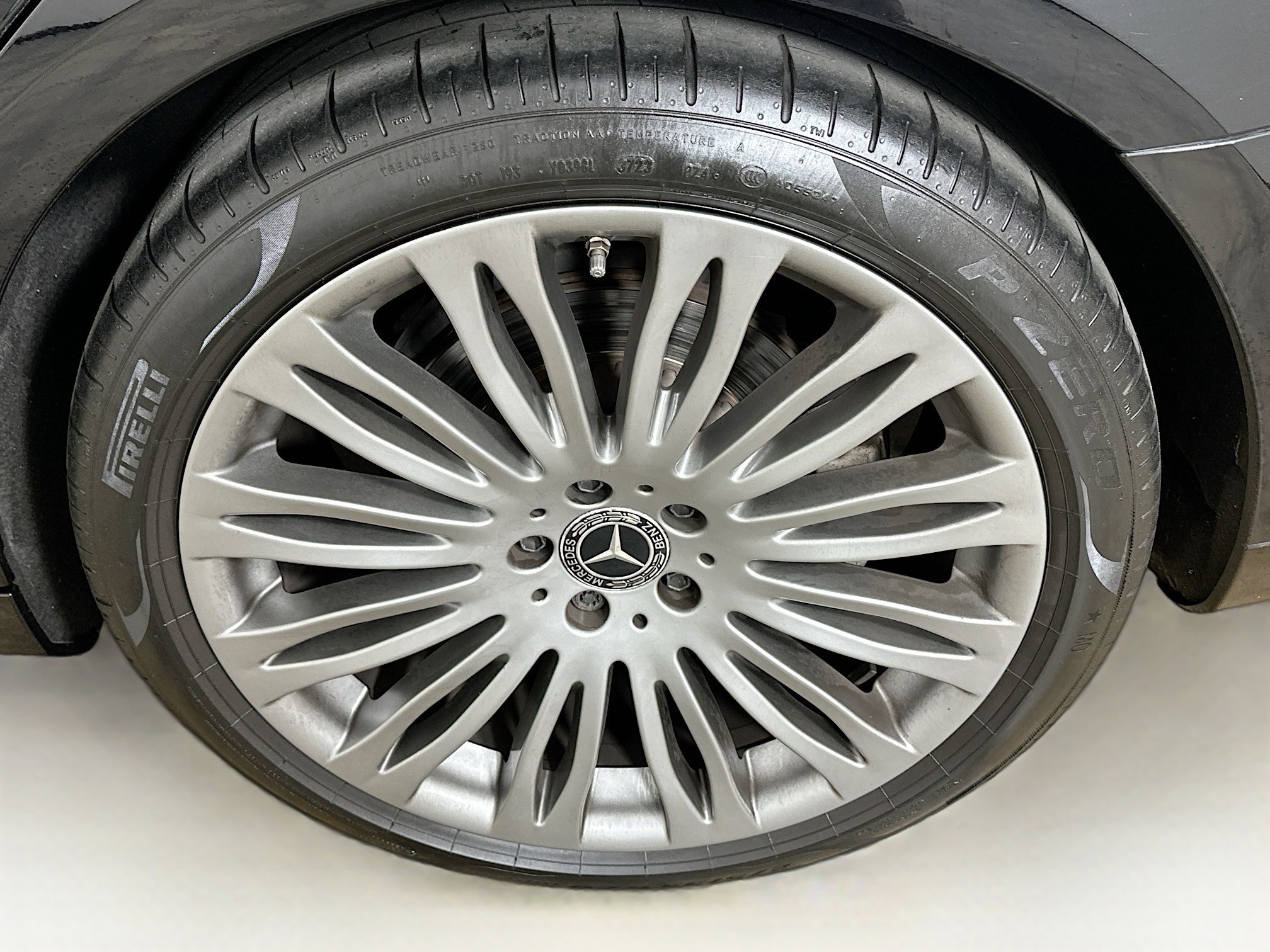 Used 2020 Mercedes-Benz S 560 Sedan image 11