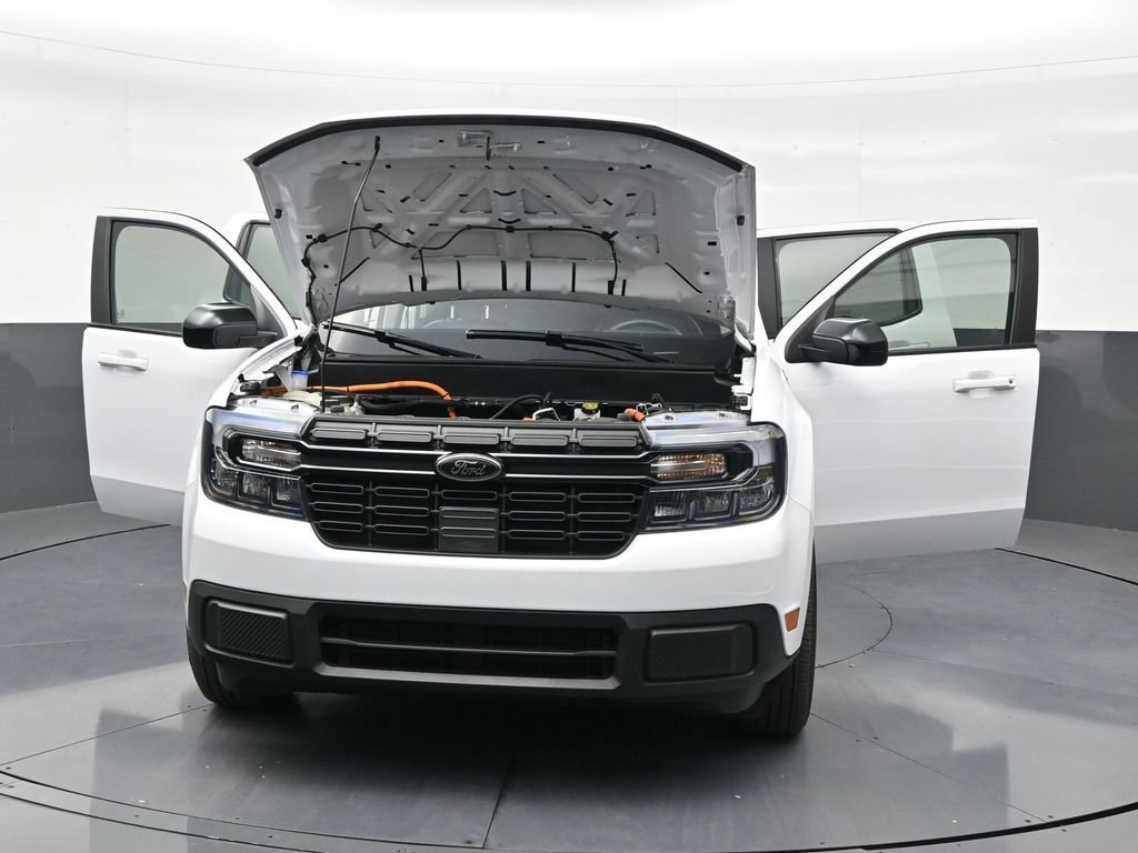 Used 2024 Ford Maverick Lariat w/ Black Appearance Package FWD image 33