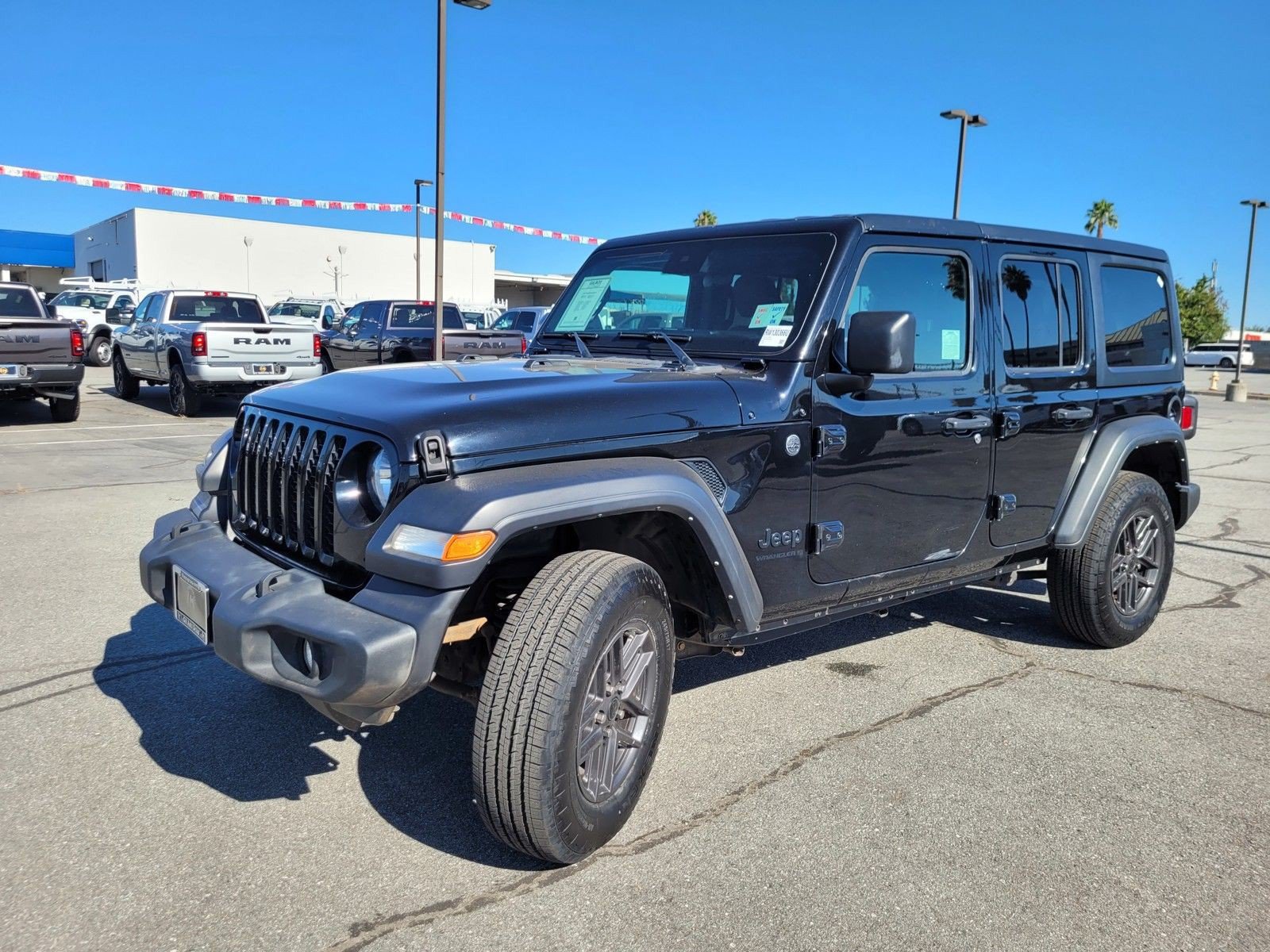 Used 2024 Jeep Wrangler Unlimited Sport AWD/4WD image 10
