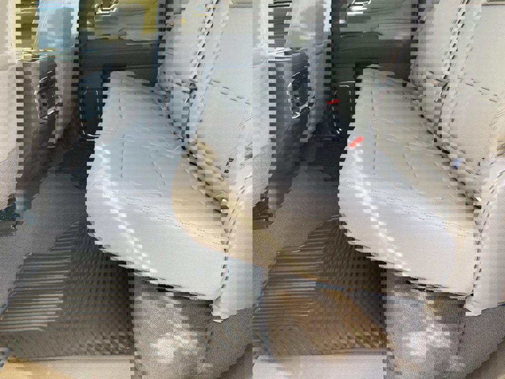 New 2026 Chevrolet Silverado 1500 LTZ w/ Z71 Off-Road Package image 19