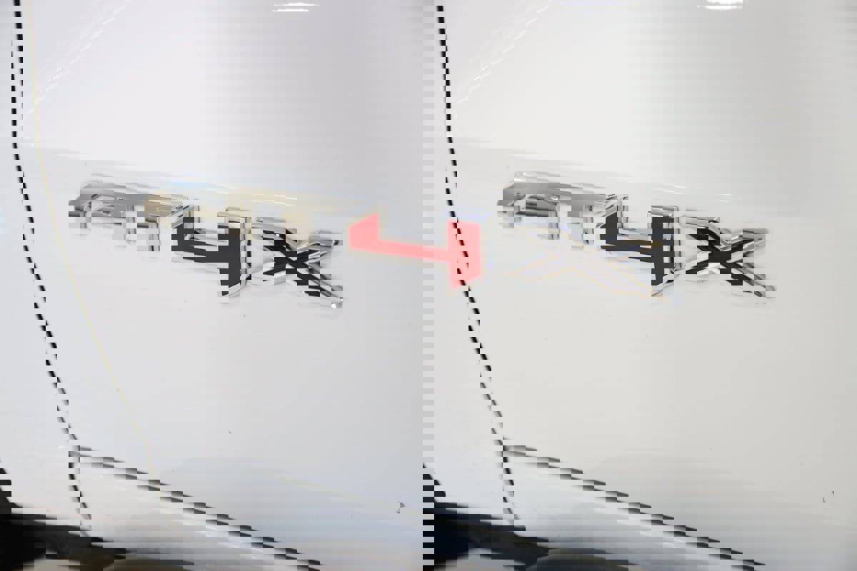 Used 2023 GMC Canyon AT4X image 23