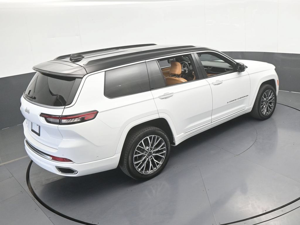 Used 2024 Jeep Grand Wagoneer L Series III w/ Quick Order Packagew 28T AWD/4WD image 56