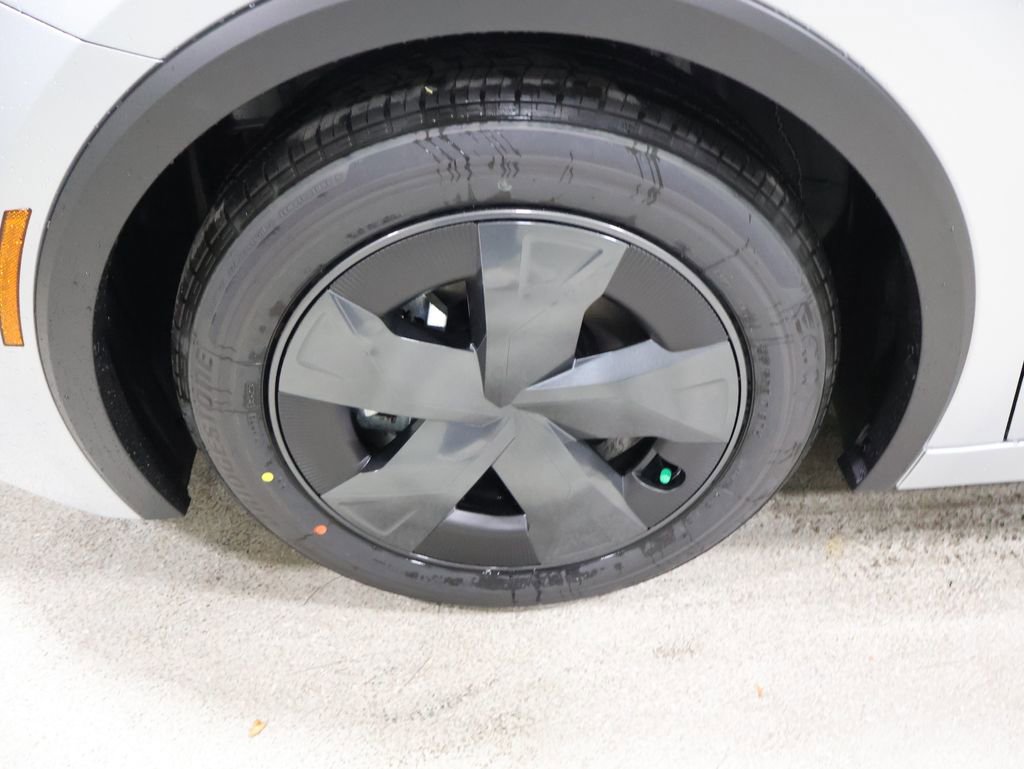 New 2026 Toyota Prius Plug-In Hybrid image 9