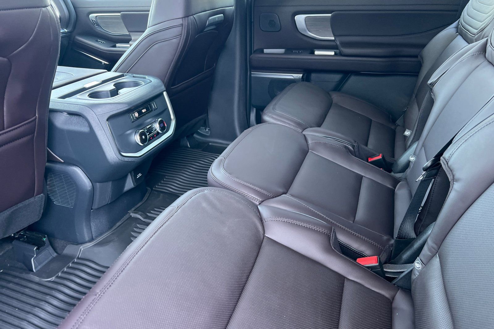 New 2026 Ford Expedition Max Platinum w/ Platinum Ultimate Package image 10