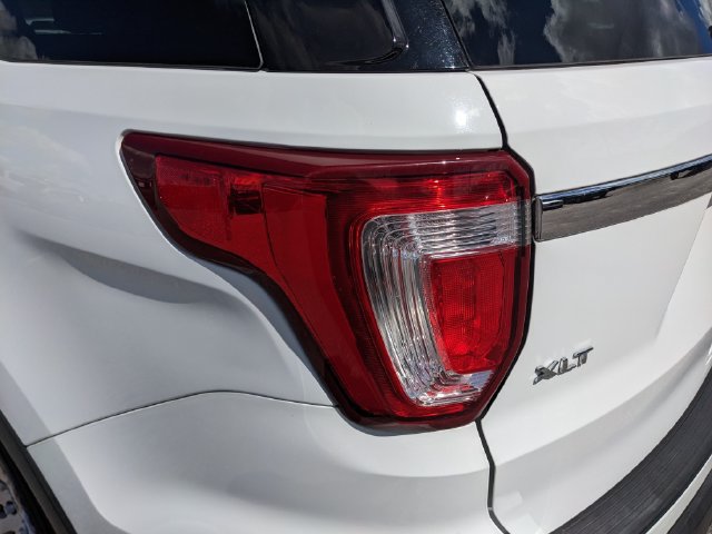 Used 2019 Ford Explorer XLT w/ Equipment Group 202A AWD/4WD image 12