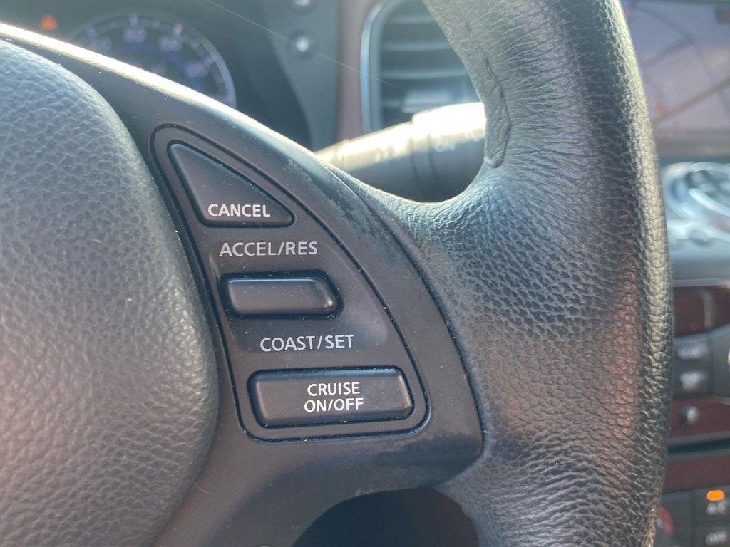 Used 2017 INFINITI QX50 AWD w/ Technology Package image 24